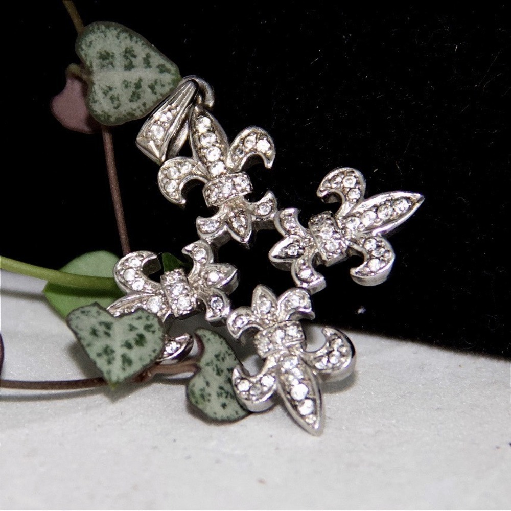Her Fashion Muse Sterling Silver 925 Fleur De Lis Cross Cubic Zirconia Pendant